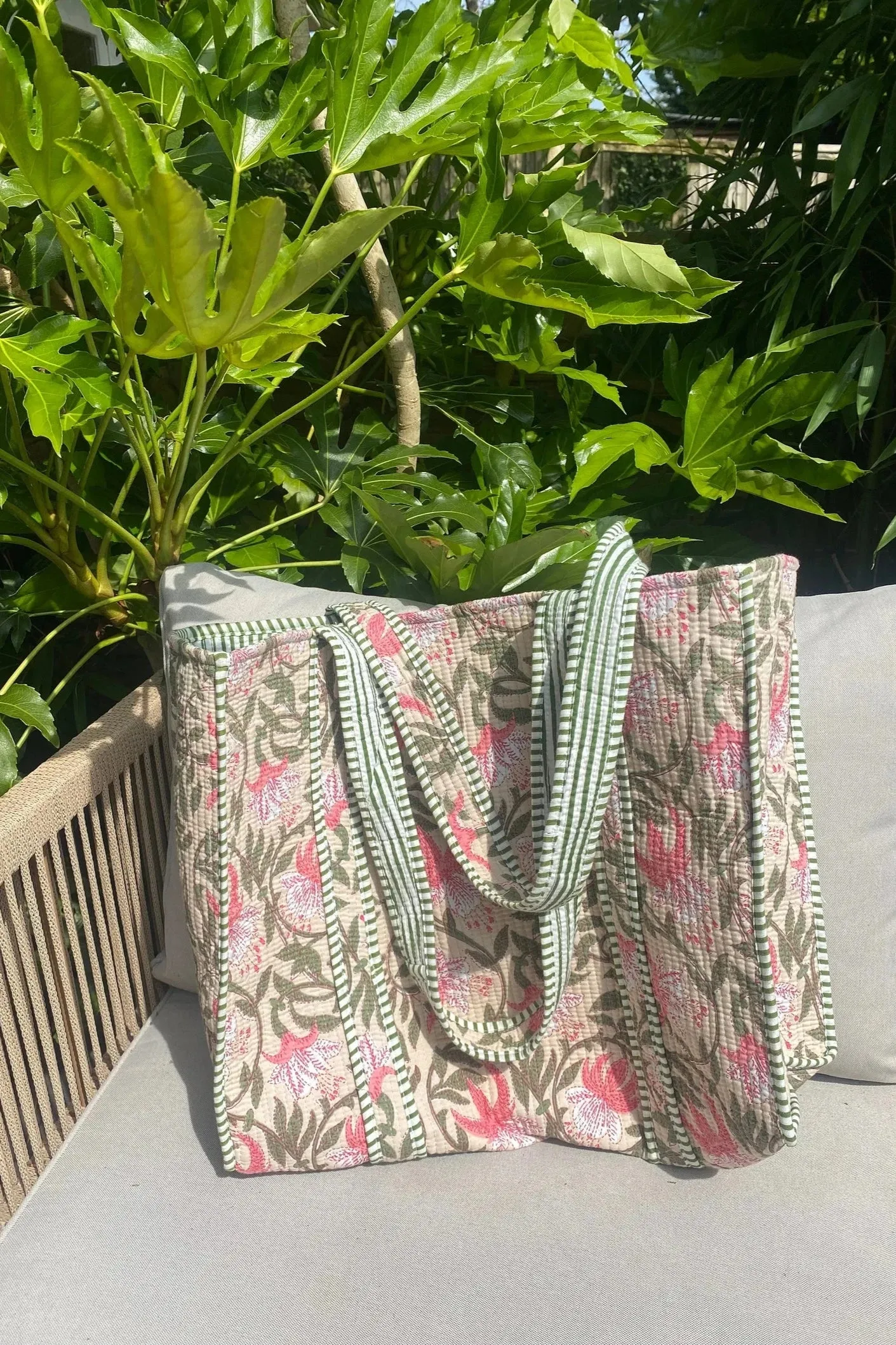 KHAKI FLORAL TOTE
