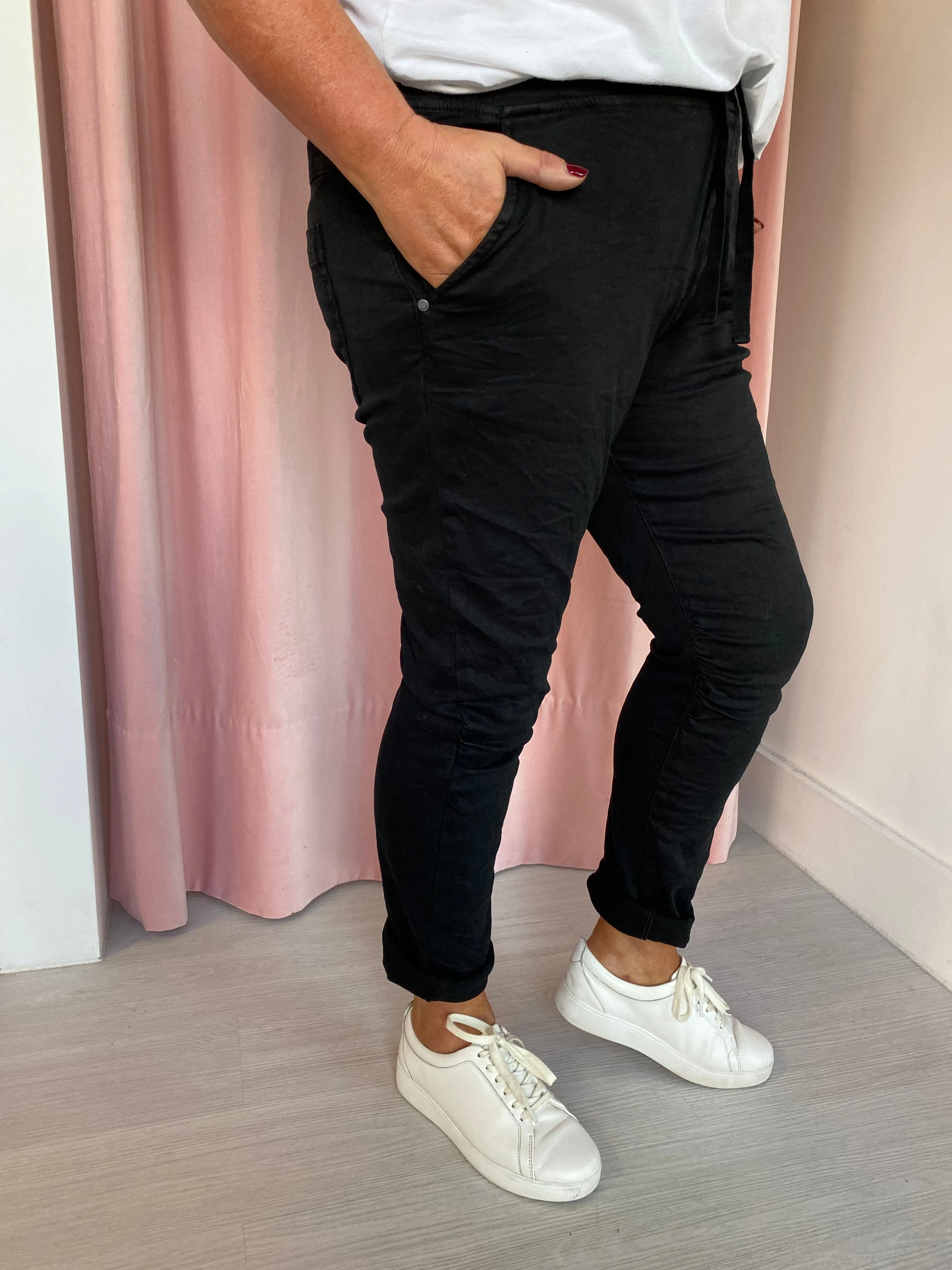 Melly Relaxed Jean - Black