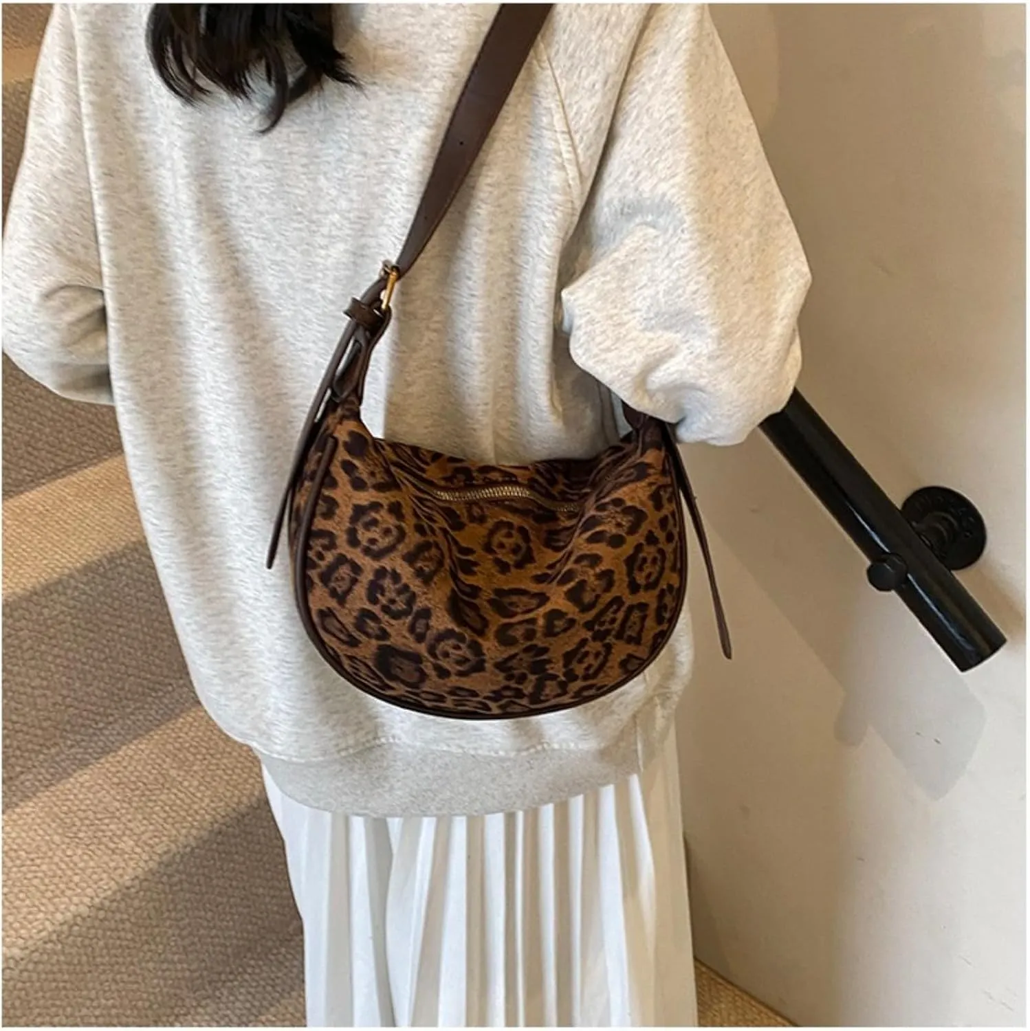 OCUH Leopard Print Handbag Suede Shoulder Bag for Women Vintage Hobo Bags Y2K Adjustable Crescent Bag