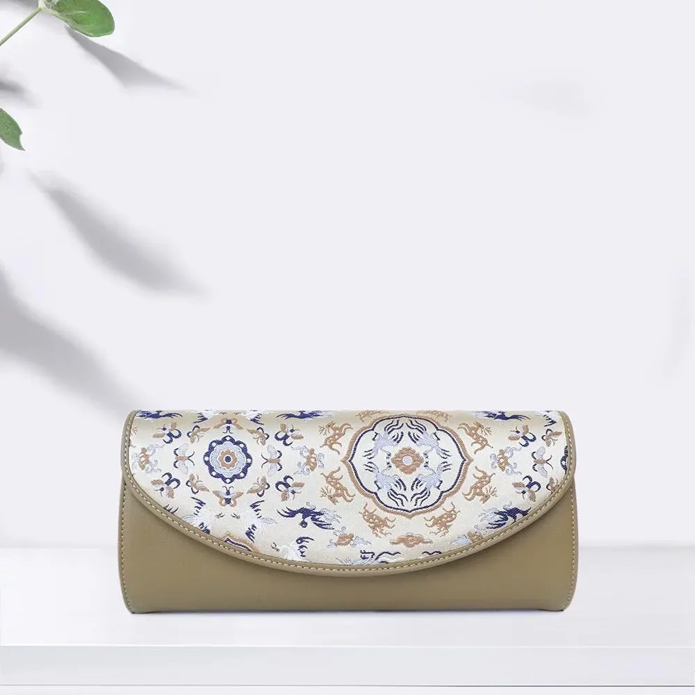 Women Leather Clutch Purses Retro Fashion Shoulder Bag Ethnic Clutch Bag with Chain